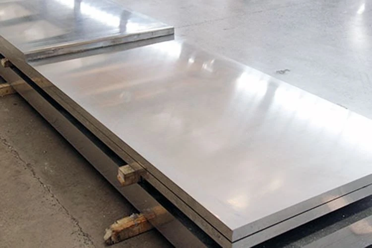Verschil tussen warmgewalste aluminiumplaat en koudgewalste aluminiumplaat